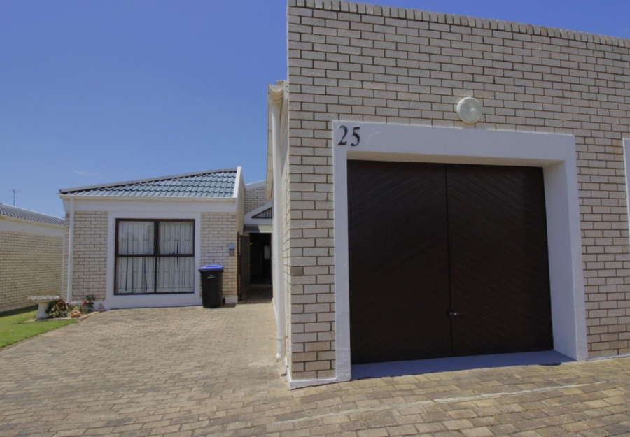 3 Bedroom Property for Sale in Jeffreys Bay Central Eastern Cape
